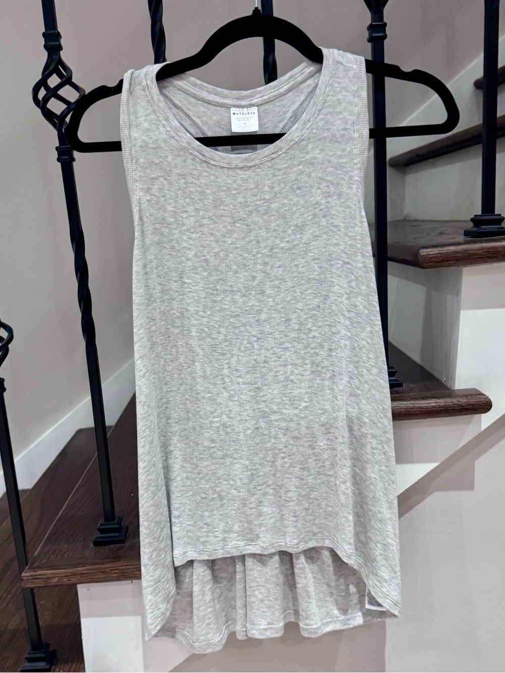 Athleta Light Gray Sleeveless High-Low Tank top